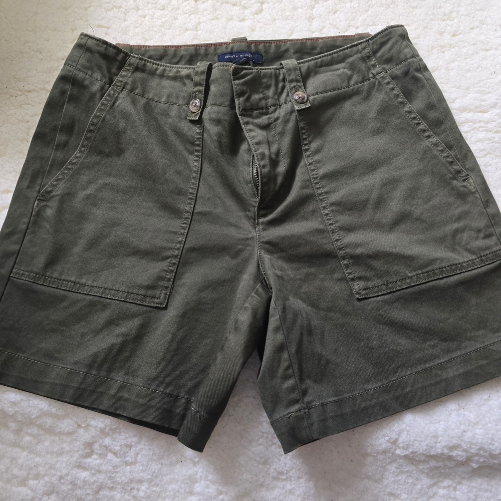 Tommy Hilfiger Dark Green Women's Cargo Shorts - Picture 5 of 10